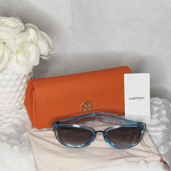 Tory Burch TY9057U Sunglasses Tory Burch TY9057U Sunglasses | FREE Shipping - Go-Optic.com  main image 3